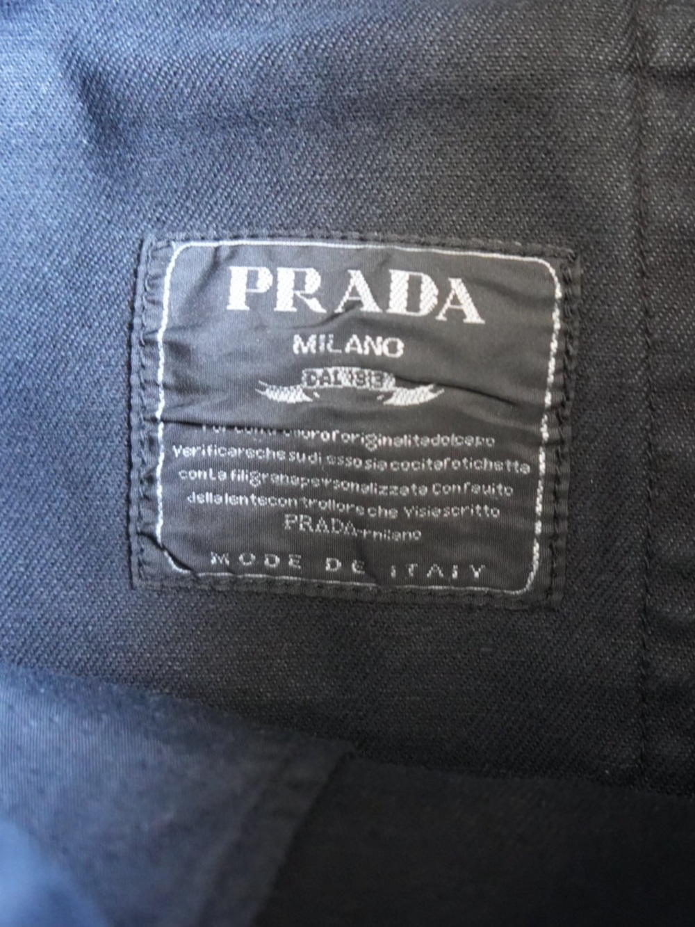 Prada Men’s Slim Jeans in Black with Leather Logo Patch - Picture 4 of 11